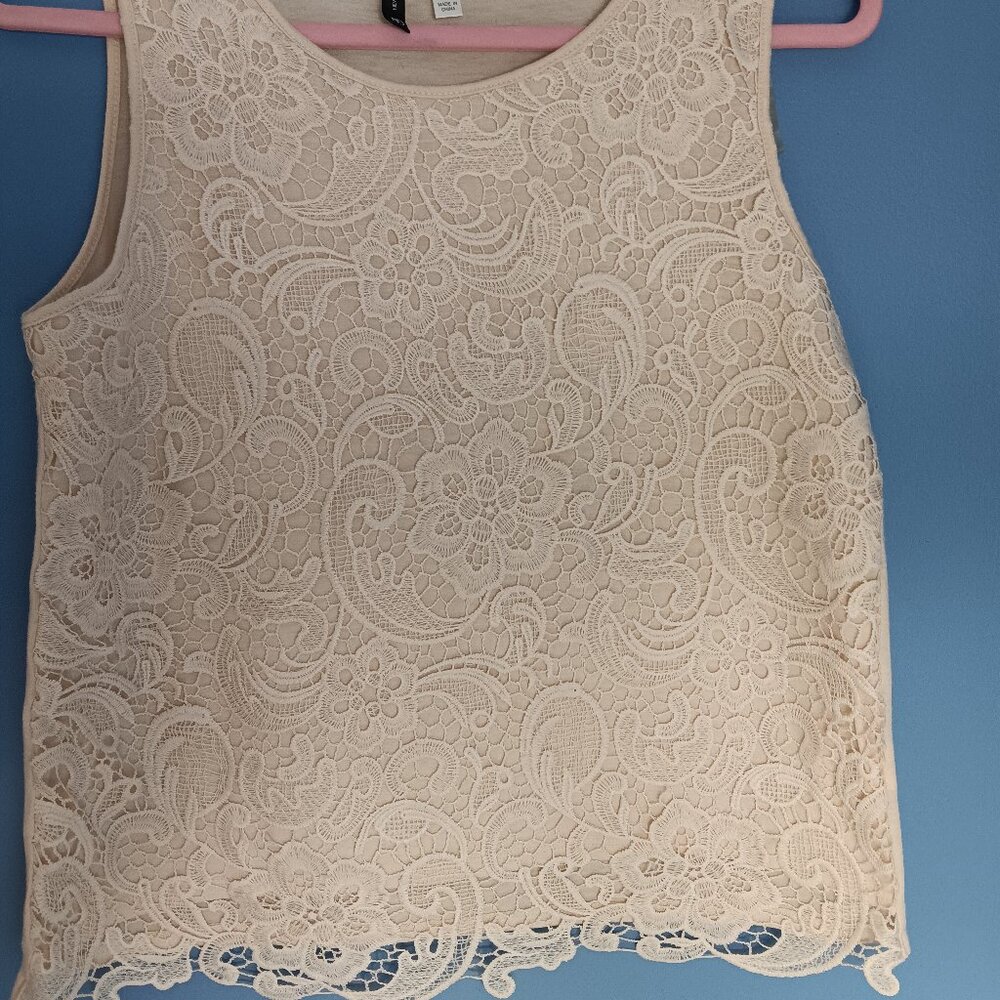 New Directions Women's Cream Lace Sleeveless Top sz med Stretch.cottagecore chic